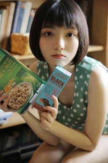穿成女儿奴大佬的前妻